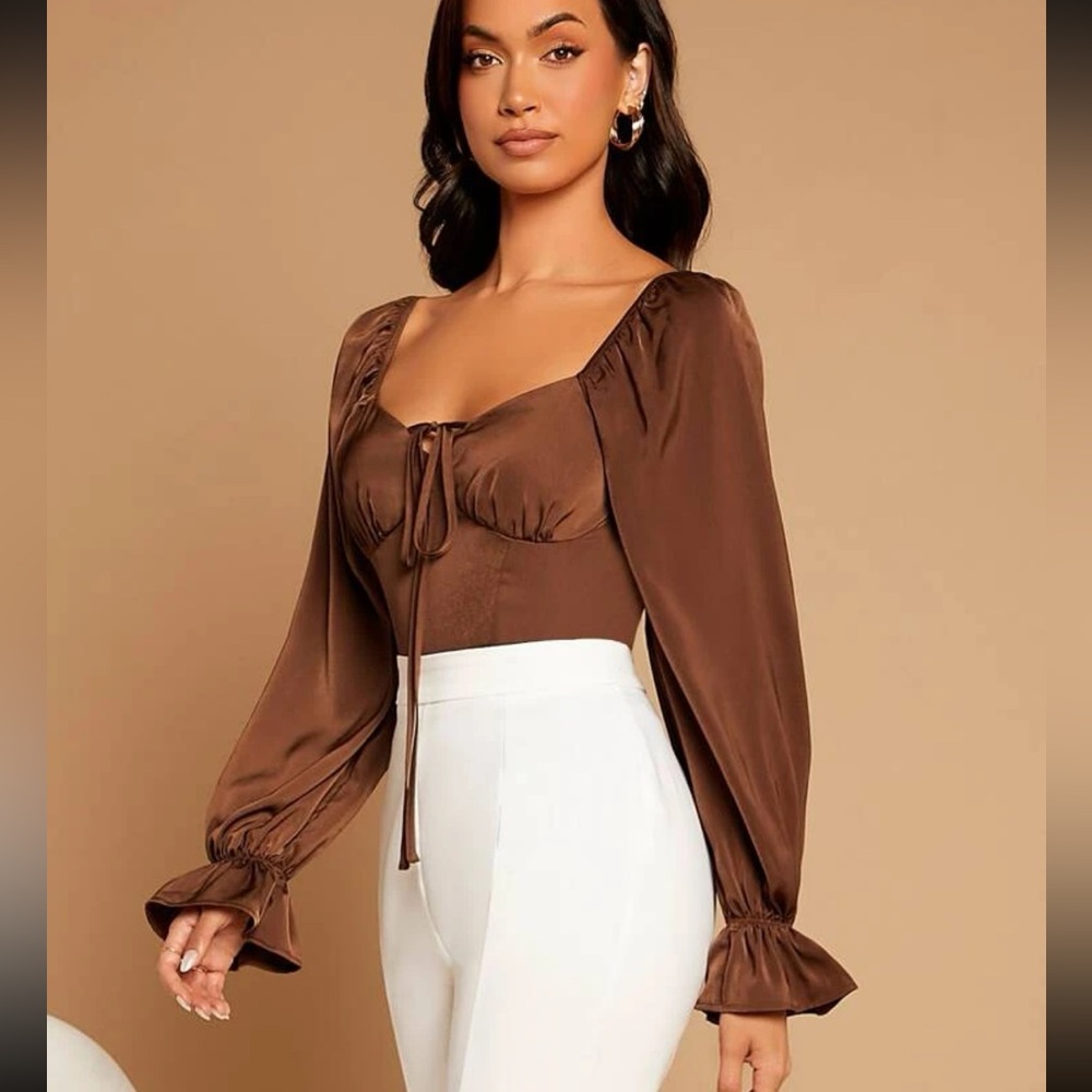 Long sleeve scrunch top